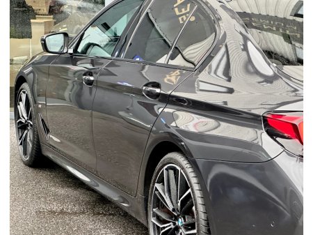 2023 BMW 5 Series ++LOW KM++ M SPORT PRO MHEV AUTO 520 D thumbnail