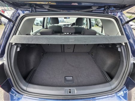 2016 Volkswagen Golf - thumbnail 9