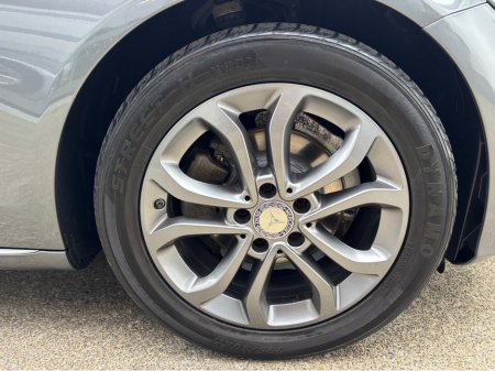 2017 Mercedes-Benz C Class 180 AVANTGARDE AUTO 4DR €16,900 thumbnail