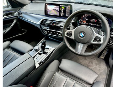 2023 BMW 5 Series - thumbnail 19