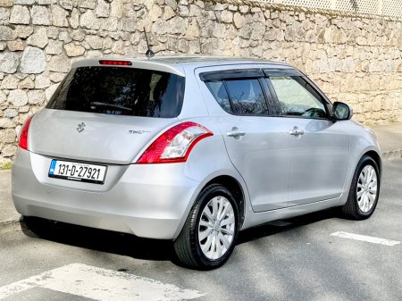 2013 Suzuki Swift - thumbnail 11