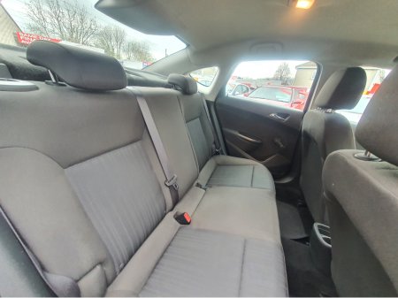 2013 Opel Astra S 1.7 CDTI 110PS 4DR €4,995 thumbnail