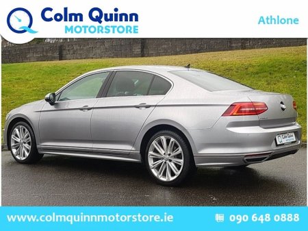 2019 Volkswagen Passat R-Line 2.0 TDI 150HP 18