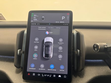 2024 Volvo EX30 Twin Motor BEV 428hp Ultra €37,950 thumbnail