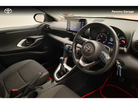 2024 Toyota Yaris 1.5 LUNA 4DR €23,995 thumbnail