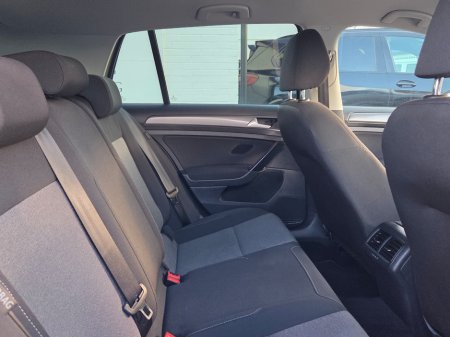 2016 Volkswagen Golf 40TH ANNIVERSARY 1.2 AUTO €16,950 thumbnail