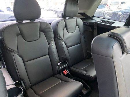 2025 Volvo XC90 - thumbnail 13