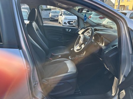2017 Ford Ecosport - thumbnail 4