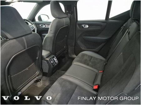 2023 Volvo XC40 - thumbnail 8