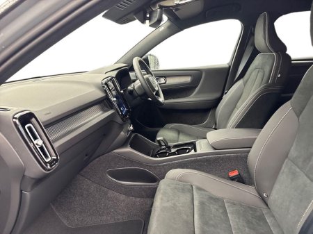 2026 Volvo EX40 BLACK EDITION *1.9% APR* €110 PER WEEK ON PCP €49,995 thumbnail