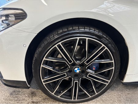 2018 BMW 5 Series - thumbnail 2