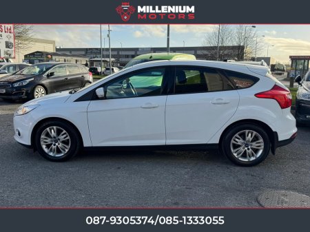 2012 Ford Focus - thumbnail 5