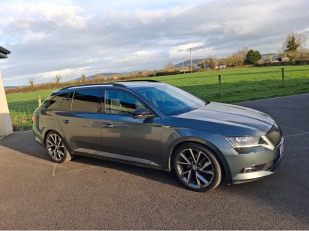 2018 Skoda Superb - thumbnail 6