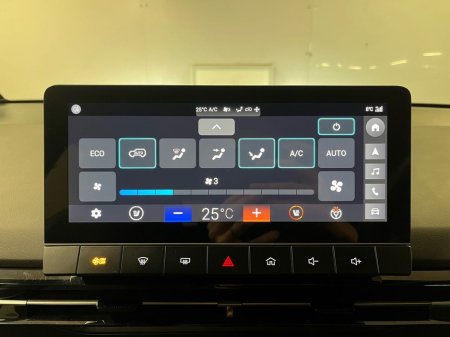 2024 MG 4 - thumbnail 15