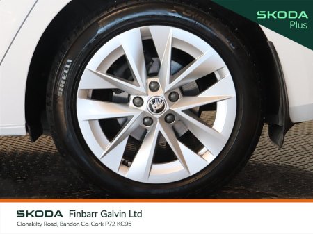 2023 Skoda Octavia - thumbnail 9