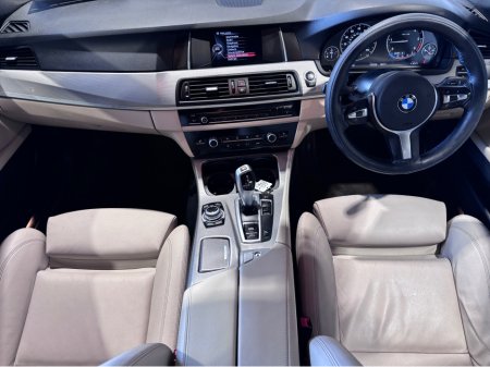 2017 BMW 5 Series - photo 2