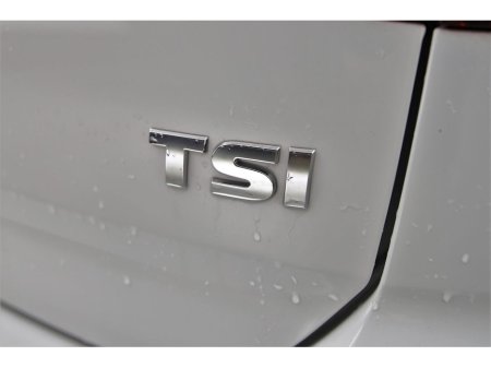 2017 Volkswagen Golf MK 7.5 1.2 TSI DSG COMFORTLINE *CARPLAY*ANDROID*PARK SENSORS* €17,490 thumbnail