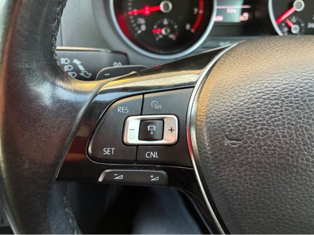 2014 Volkswagen Polo 1.2i TSI Petrol Automatic Comfortline €11,500 thumbnail