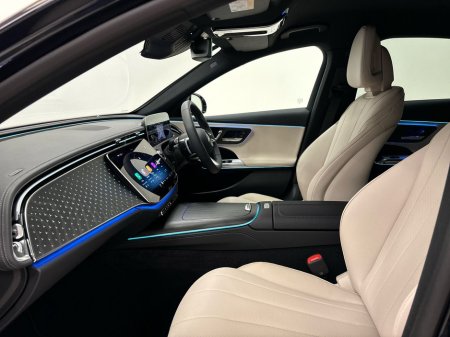 2026 Mercedes-Benz E Class E 300 de AMG Line | Plug-in Hybrid, Heated Seats, 360-degree Reversing Camera, Sports Seats thumbnail