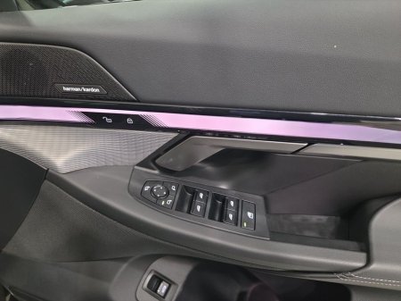 2025 BMW i5 I5 Edrive40 M Sport Pro eDrive 40 M Sport Pro eDrive40 340 Electric 83.9 kWh Auto thumbnail