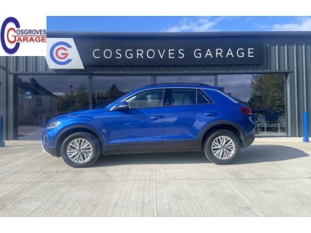 2022 Volkswagen T-Roc LIFE TSI €26,950