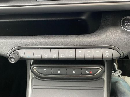 2025 Jeep Avenger 1.2 100Hp Mhev Altitude €28,895 thumbnail