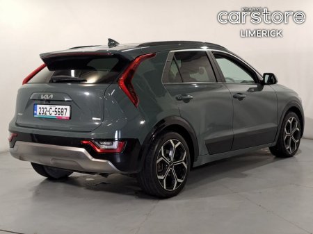 2023 Kia Niro - thumbnail 3