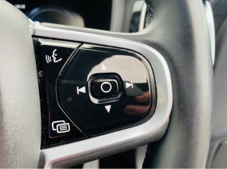 2022 Volvo V60 - thumbnail 21