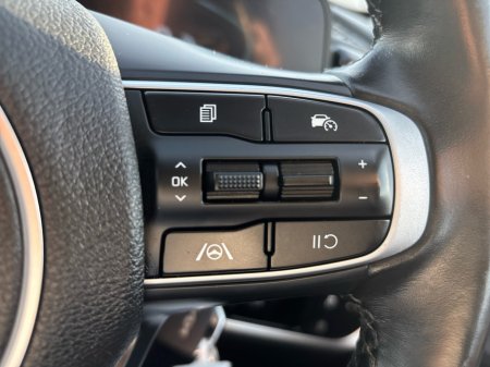 2023 Kia Sportage - thumbnail 16
