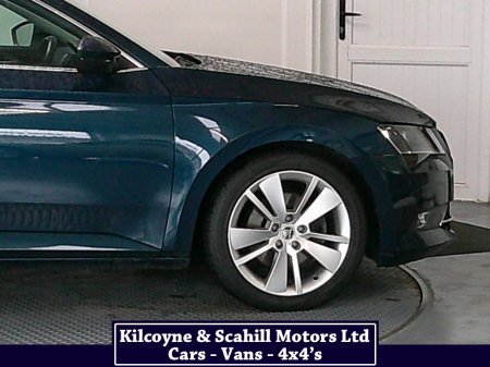 2017 Skoda Superb - thumbnail 34