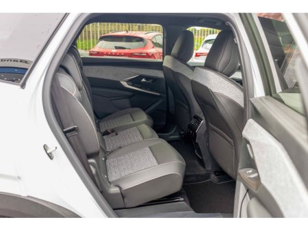 2026 Peugeot 5008 - thumbnail 16