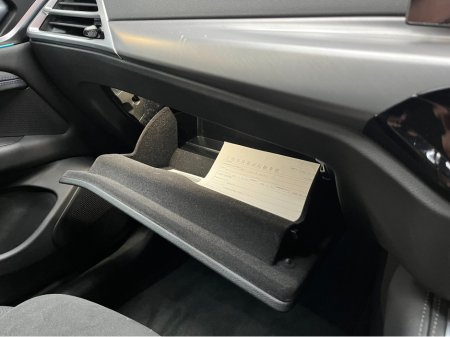 2025 BMW i4 - thumbnail 23