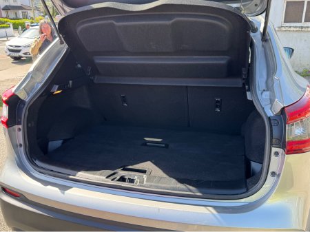 2019 Nissan Qashqai - thumbnail 7