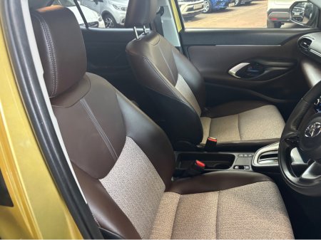 2020 Toyota Yaris Cross Yaris Cross hybrid auto only 38000 kms €20,499 thumbnail