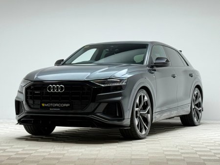 2023 Audi Q8 55 TFSI E S LINE BLACK ED 381HP QUATTRO €75,990