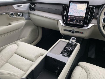 2026 Volvo XC90 - thumbnail 12