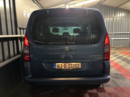 2016 Peugeot Partner Tepee - thumbnail 2