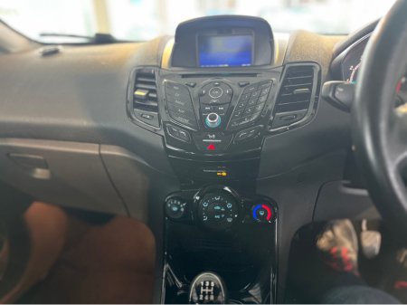 2017 Ford Fiesta ZETEC 1.2 petrol 60 bhp manual €9,950 thumbnail