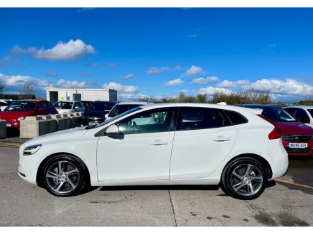 2019 Volvo V40 - thumbnail 5