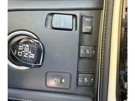 2016 Toyota Auris - thumbnail 18