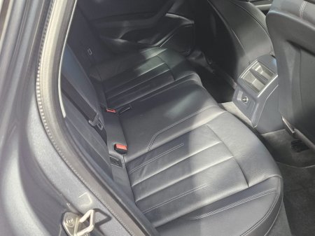 2018 Audi A4 - thumbnail 7