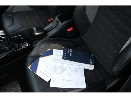 2019 Peugeot 2008 1.2 PURETEC ALLURE 5DR €11,250 thumbnail