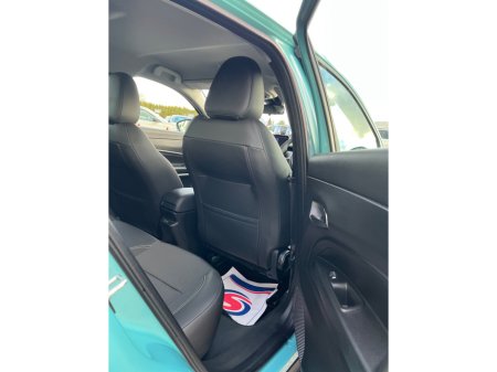 2025 Jeep Avenger 1.2 PETROL 100HP MT Altitude thumbnail