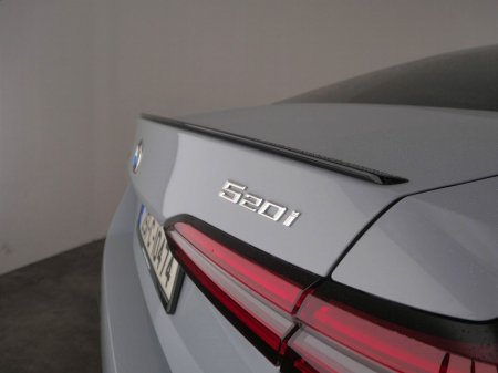 2025 BMW 5 Series - thumbnail 25