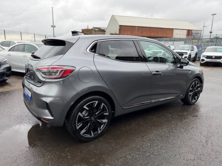 2024 Renault Clio - thumbnail 36