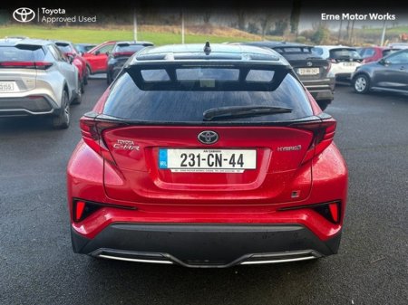 2023 Toyota C-HR C-HR 2.0 HYBRID GR SPORT €31,950 thumbnail