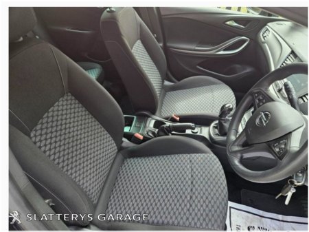 2019 Opel Astra 1.0i Turbo (105PS) S/S ecoTEC SC €13,995 thumbnail