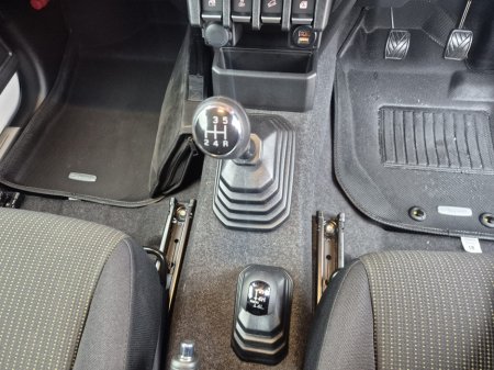 2024 Suzuki Jimny - photo 2