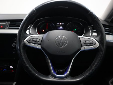 2021 Volkswagen Passat - thumbnail 11