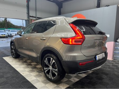 2020 Volvo XC40 €30950! 2020 VOLVO XC40 RECHARGE PLUG-IN HYBRID T5 1.5 AUTOMATIC / CRUISE CONTROL / 360° PARKING CAMERA / ELECTRIC MEMORY & HEATED SEATS / PANORAMIC SUNROOF / HEATED STEERING WHEEL / APPLE CARPLAY €30,950 thumbnail